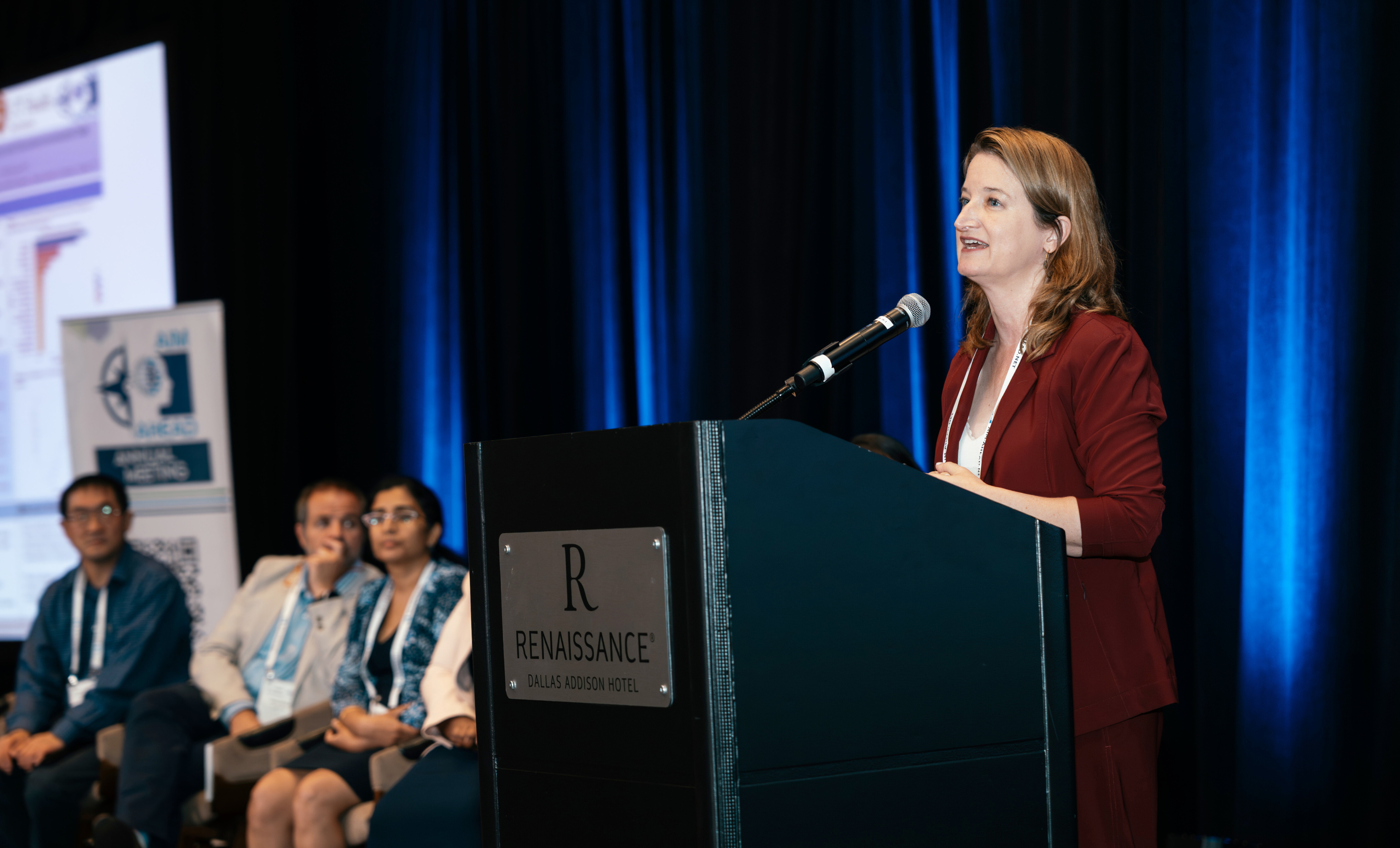 Innovative Ideas Take Center Stage at Annual Meeting Poster Lightning Round Event